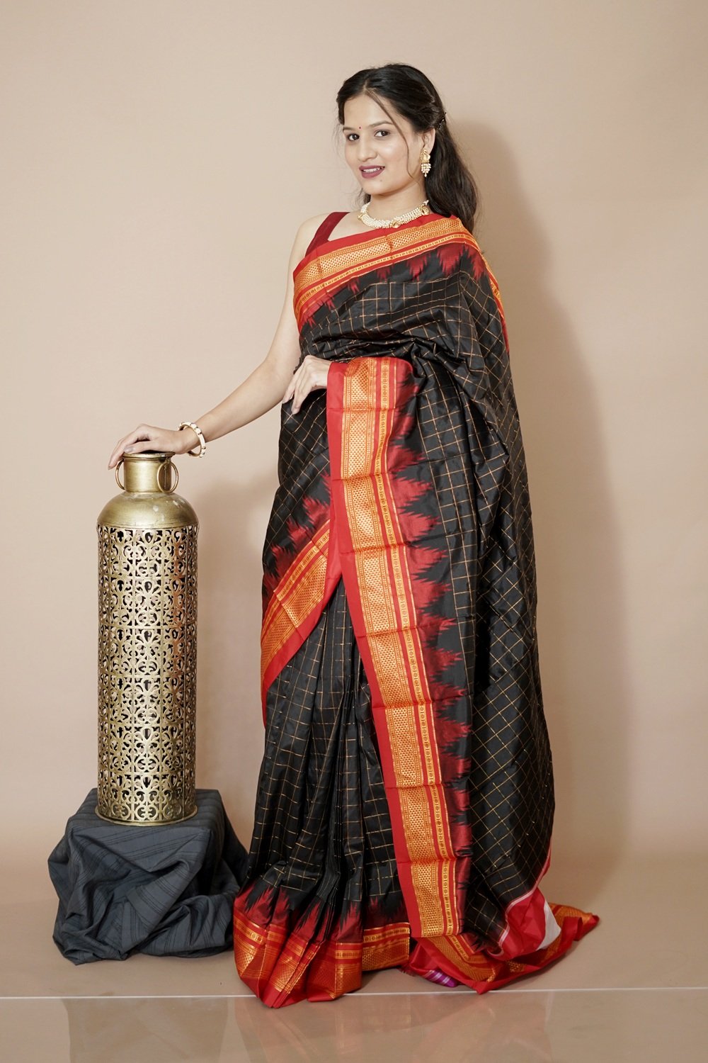 ilkal soft silk black with red border (1115) ilkal soft silk black with red border (1115)